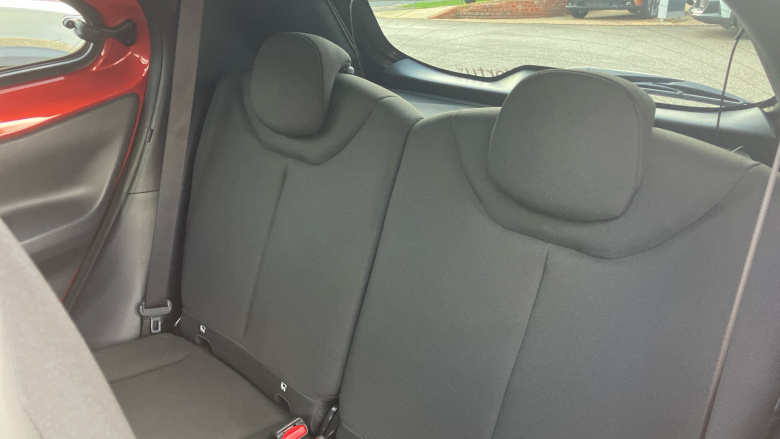 Toyota Aygo X 1.0 VVT-i Edge 5dr Petrol Hatchback